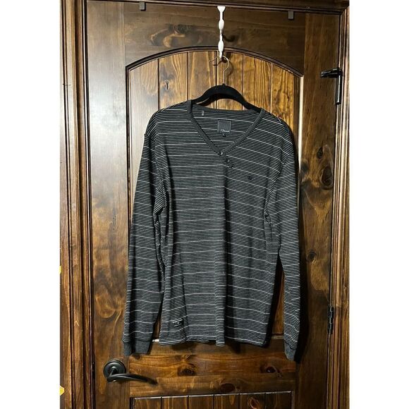 7 Diamonds Men’s Pullover Long Sleeve Knit Shirt Size Large - Picture 1 of 3